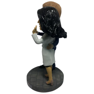 Royal Wedding Prince Harry and Meghan Markle Engagement Bobblehead - Image 2